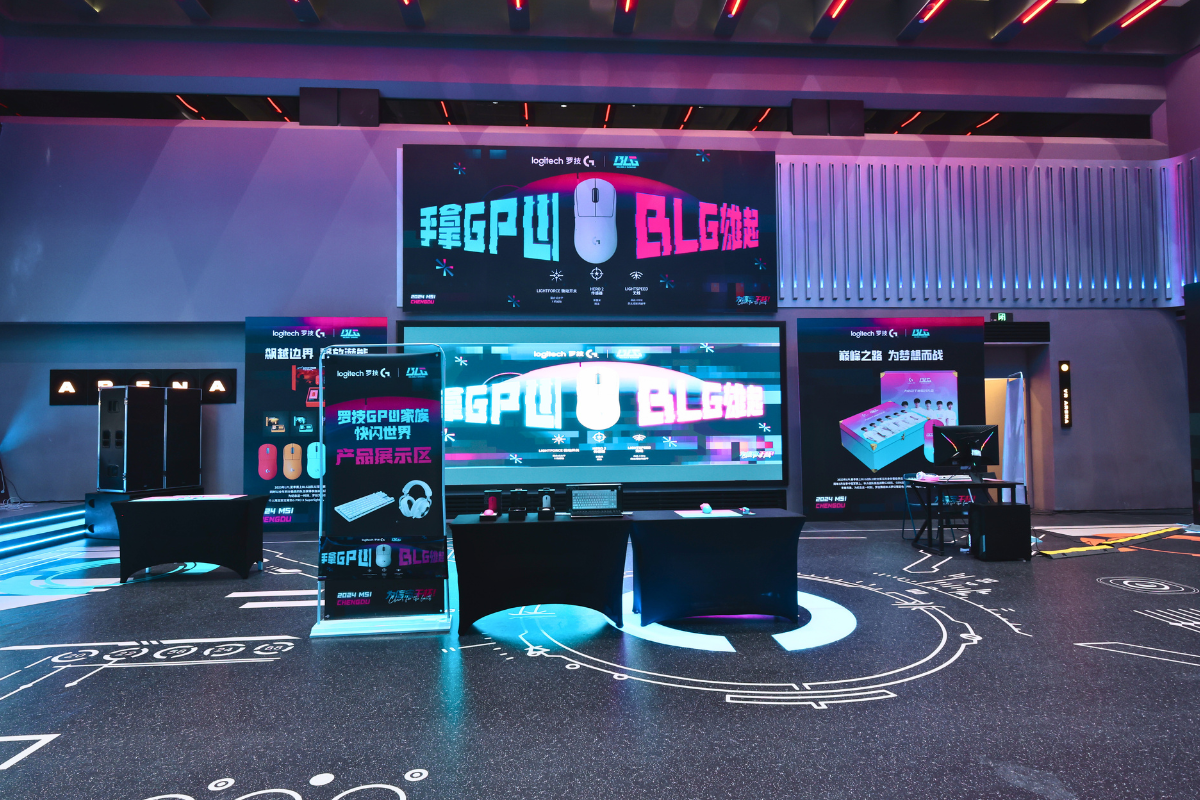 Moose Scans Custom Hand Models at Logitech Event for Game Influencers | 3DMakerpro news