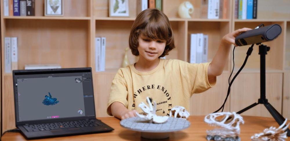 Unleash Your Creativity this Festive Season with Portable 3D Scanners